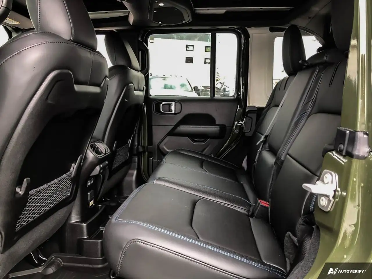 Jeep Wrangler - Image 24