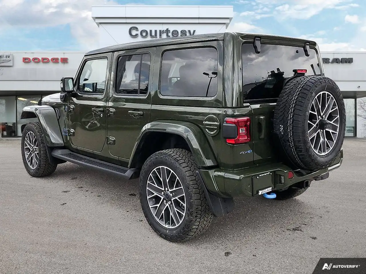 Jeep Wrangler - Image 4