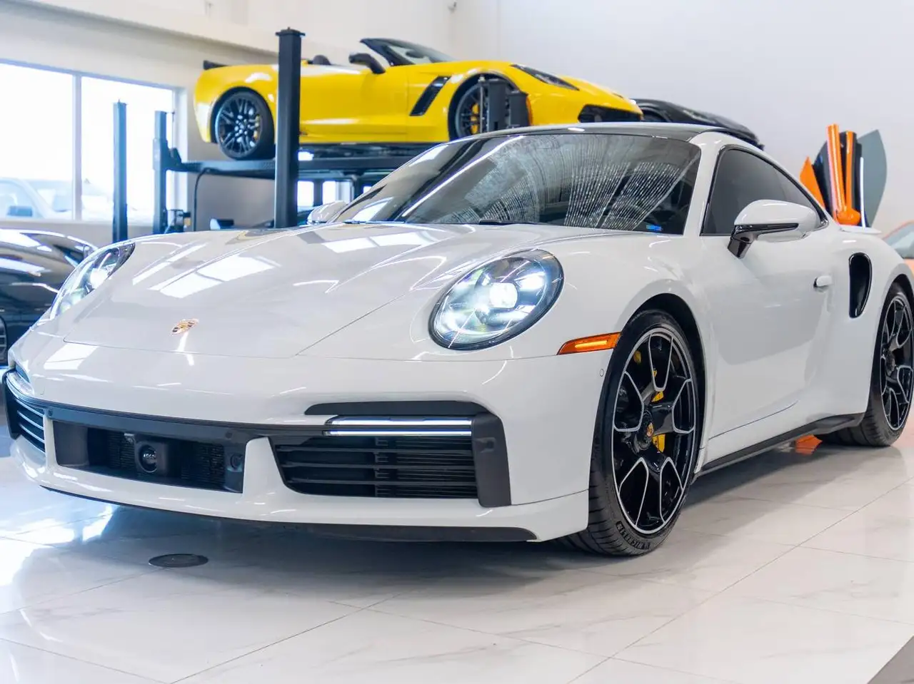 Porsche 911 - Image 3