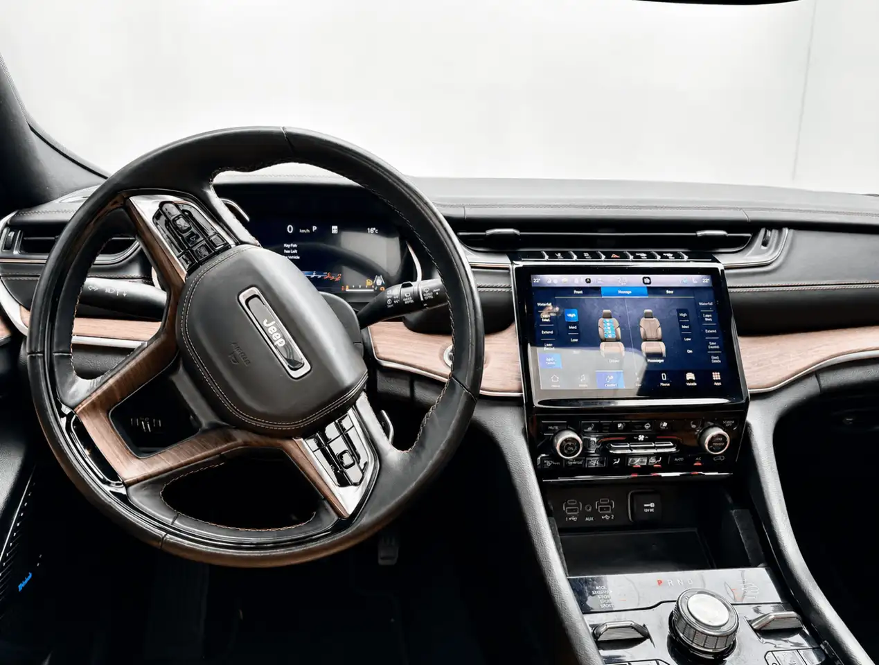 Jeep Grand Cherokee - Image 9