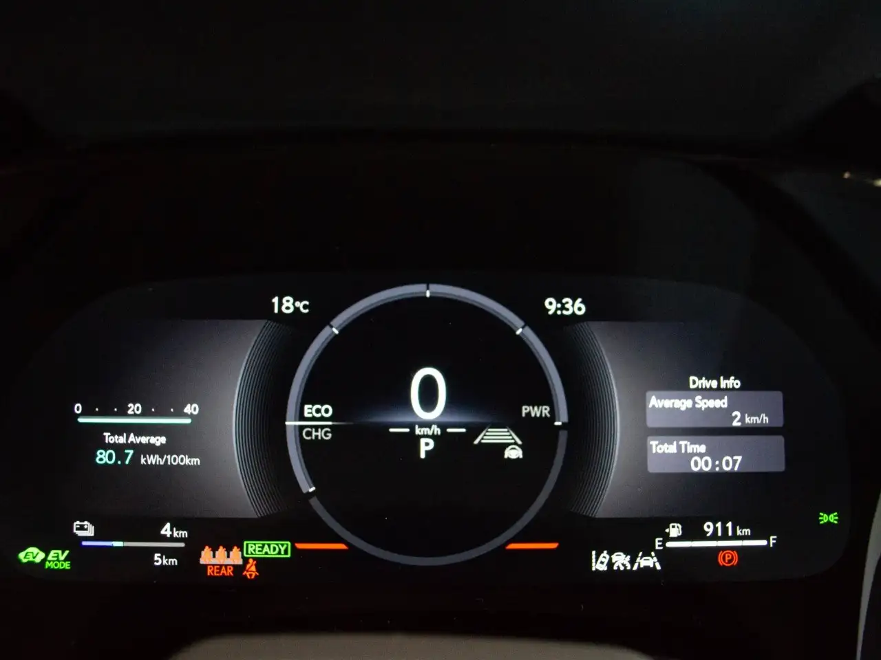 Lexus RX 450h - Image 12