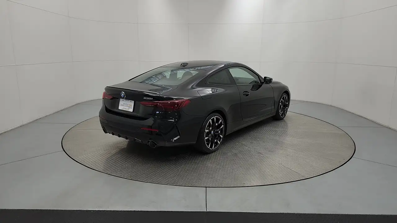 BMW 4 Series - Image 8