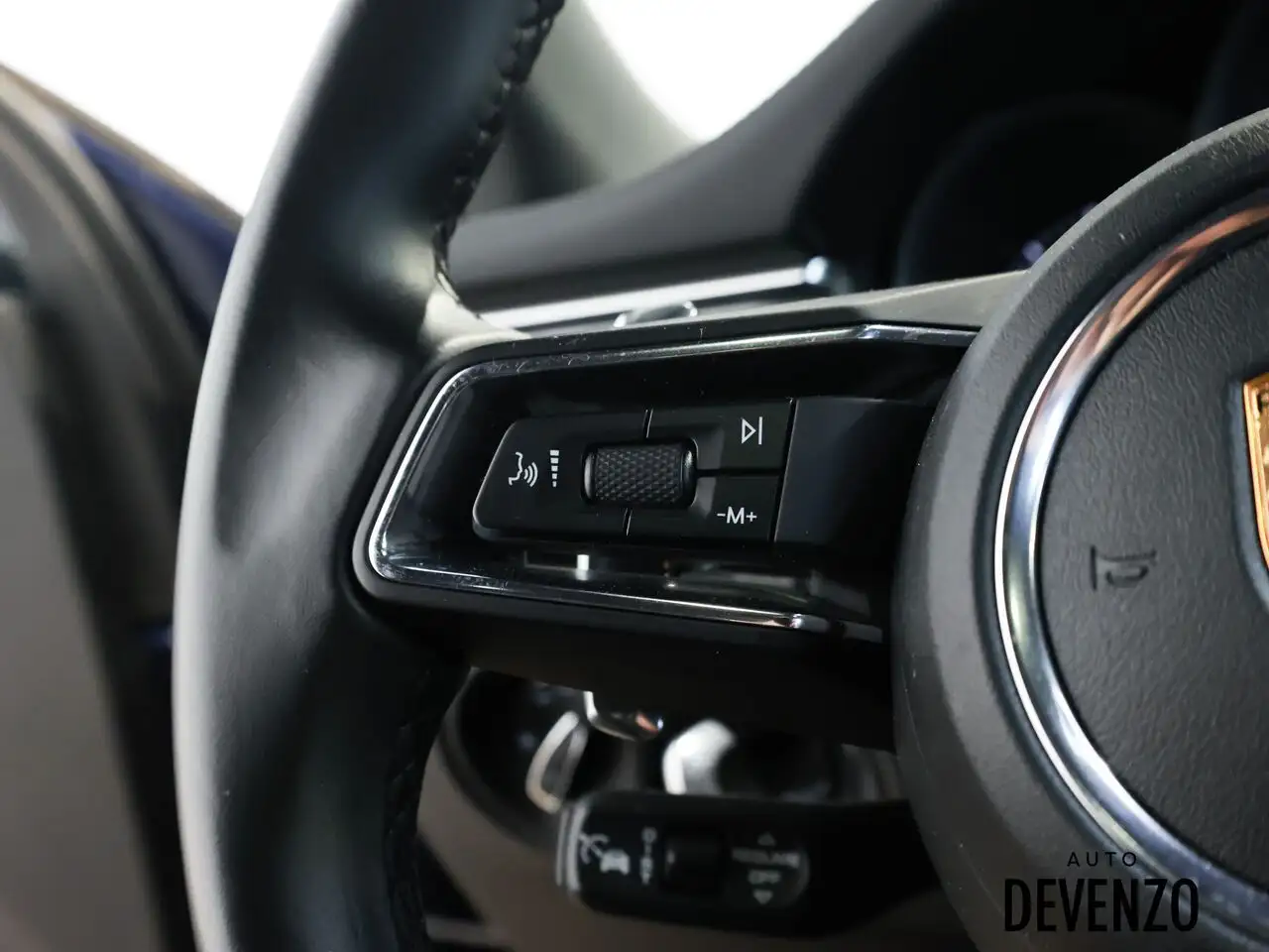 Porsche Macan - Image 16