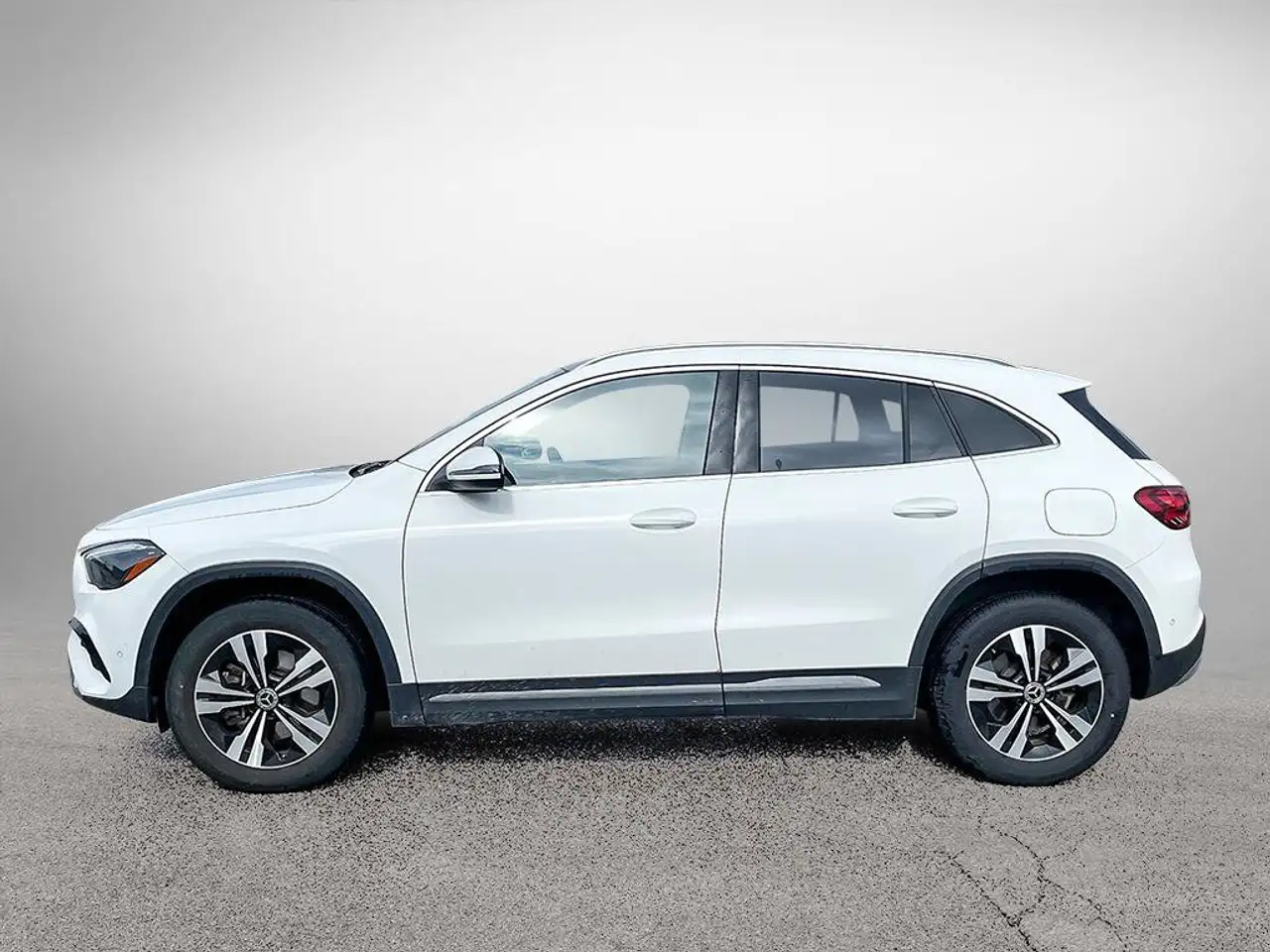 Mercedes-Benz GLA - Image 8
