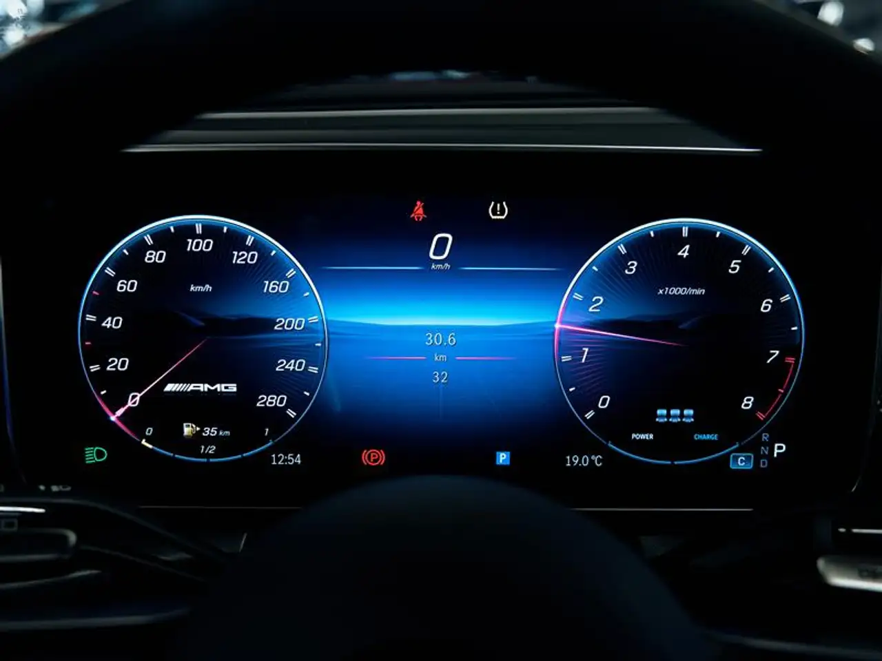 Mercedes-Benz GLC - Image 43
