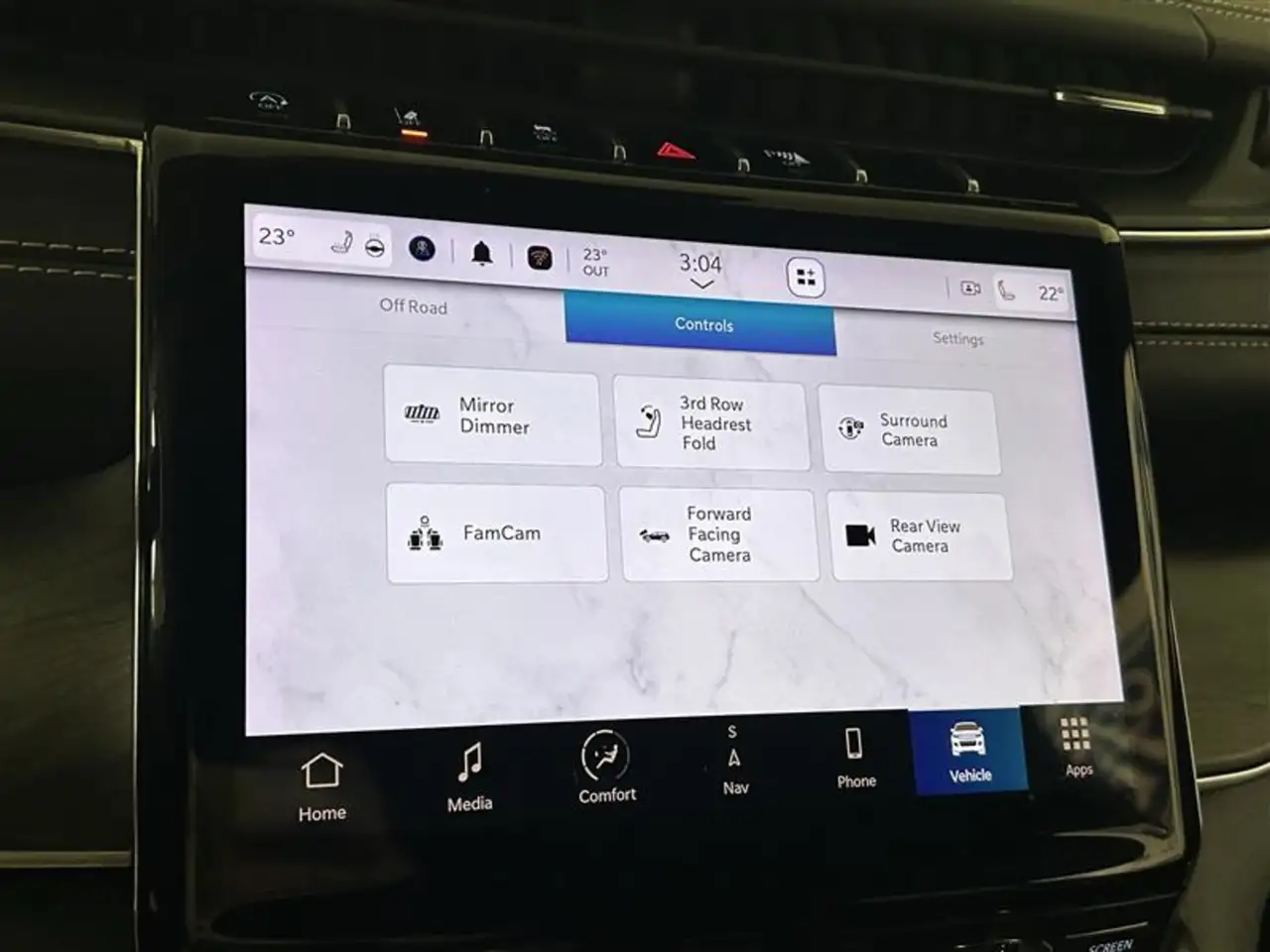 Jeep Grand Cherokee - Image 18