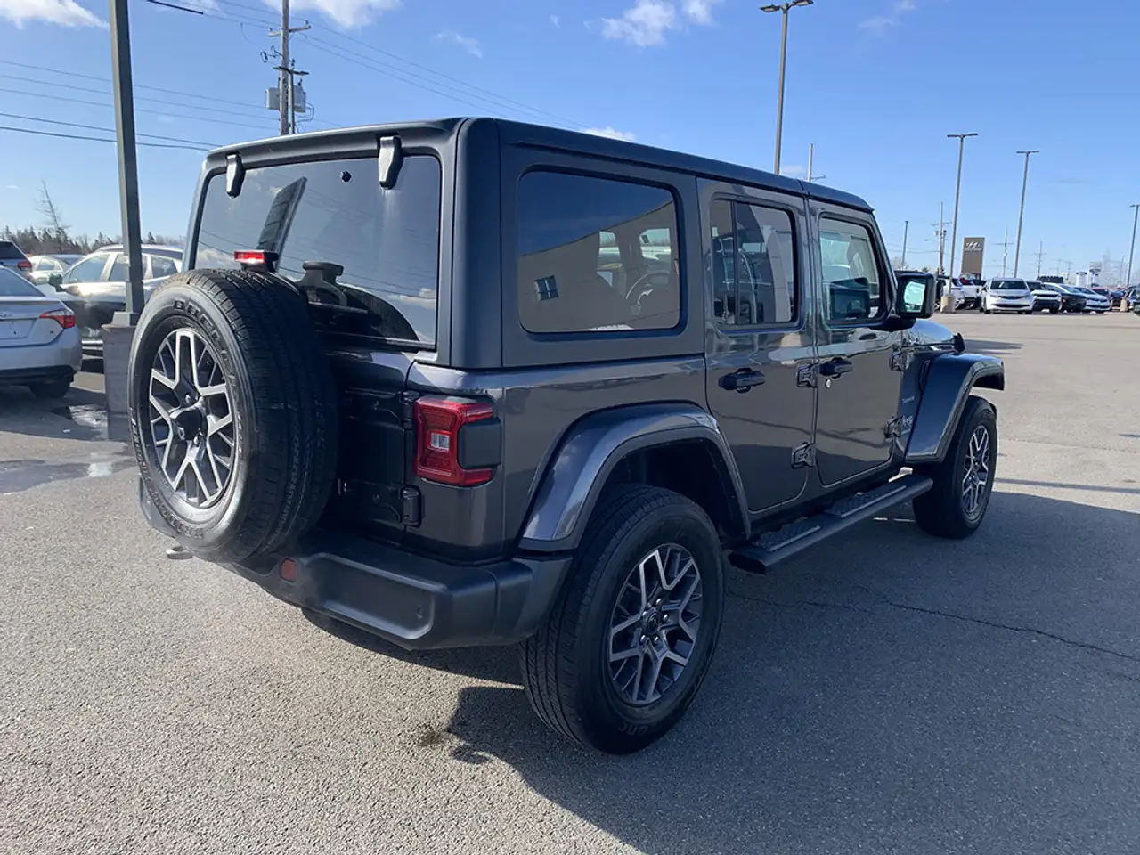 Jeep Wrangler - Image 6