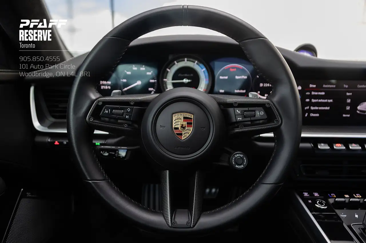 Porsche 911 - Image 18