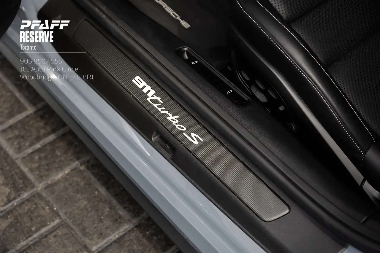 Porsche 911 - Image 26