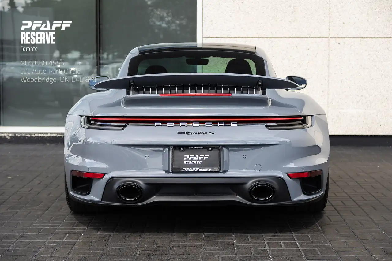 Porsche 911 - Image 4