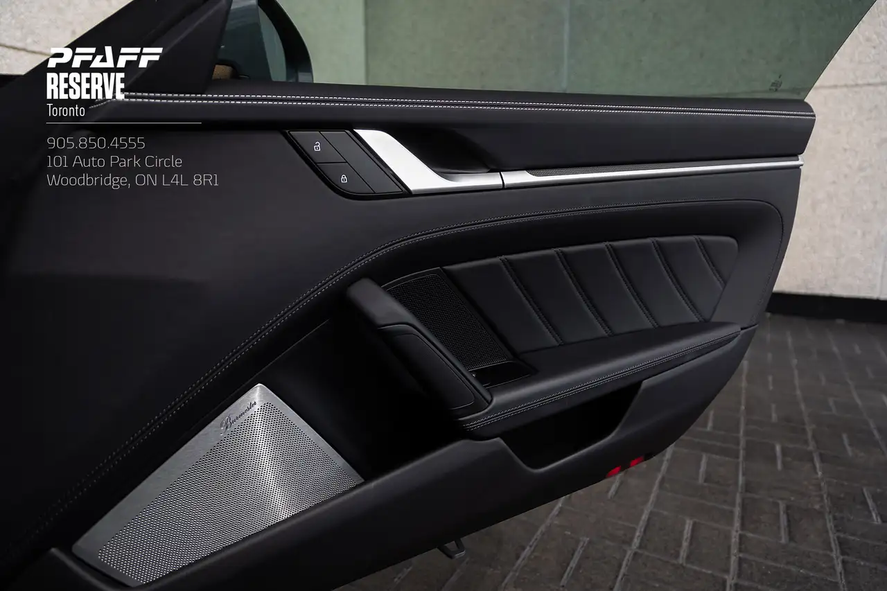 Porsche 911 - Image 25