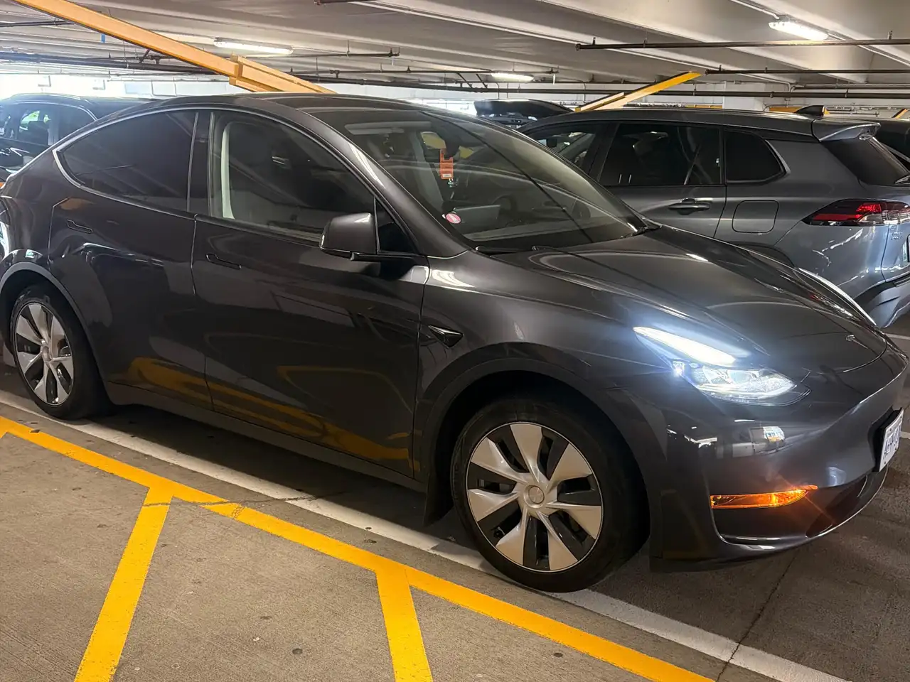 Tesla Model Y - Image 5