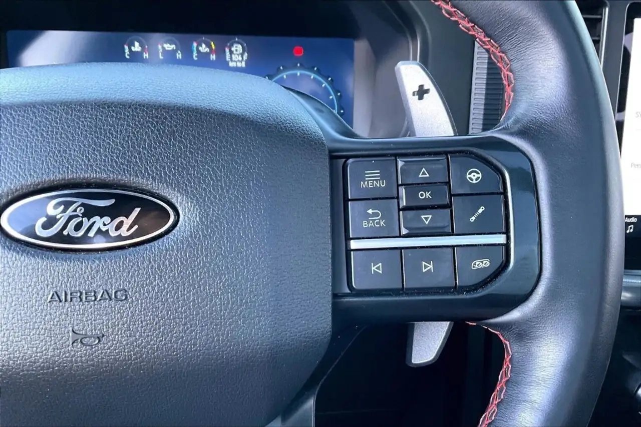 Ford F-150 - Image 12