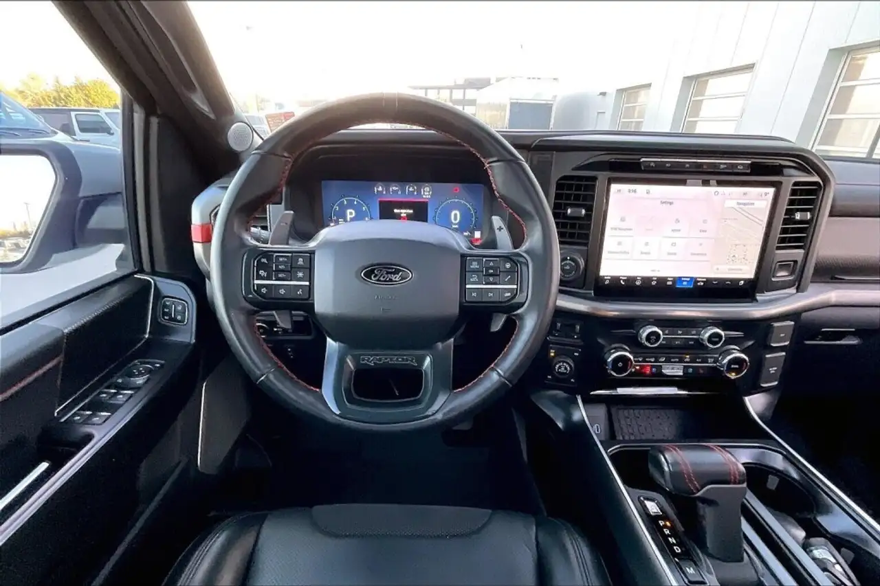 Ford F-150 - Image 8