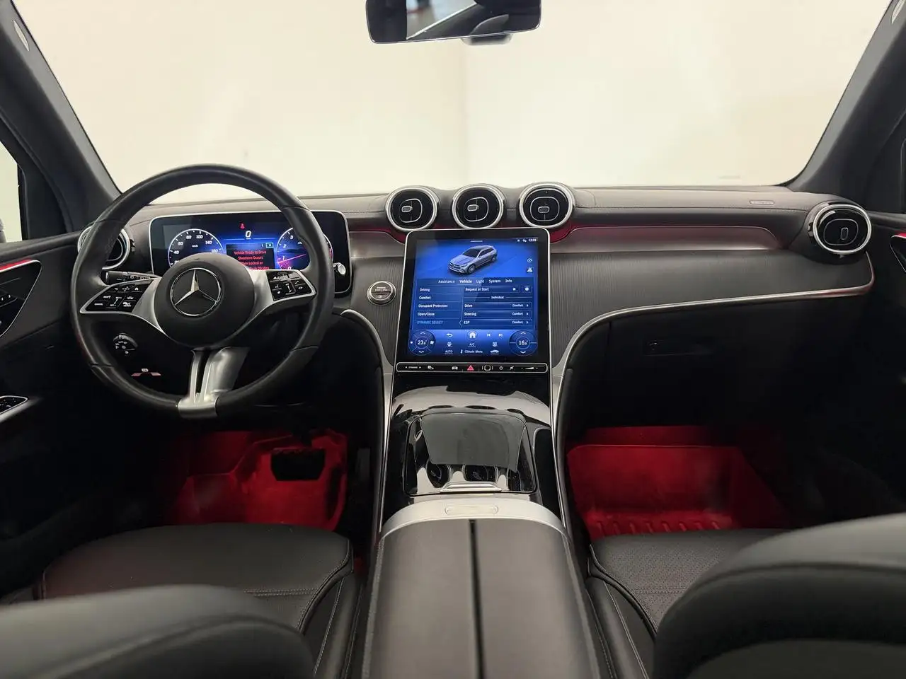 Mercedes-Benz GLC - Image 23