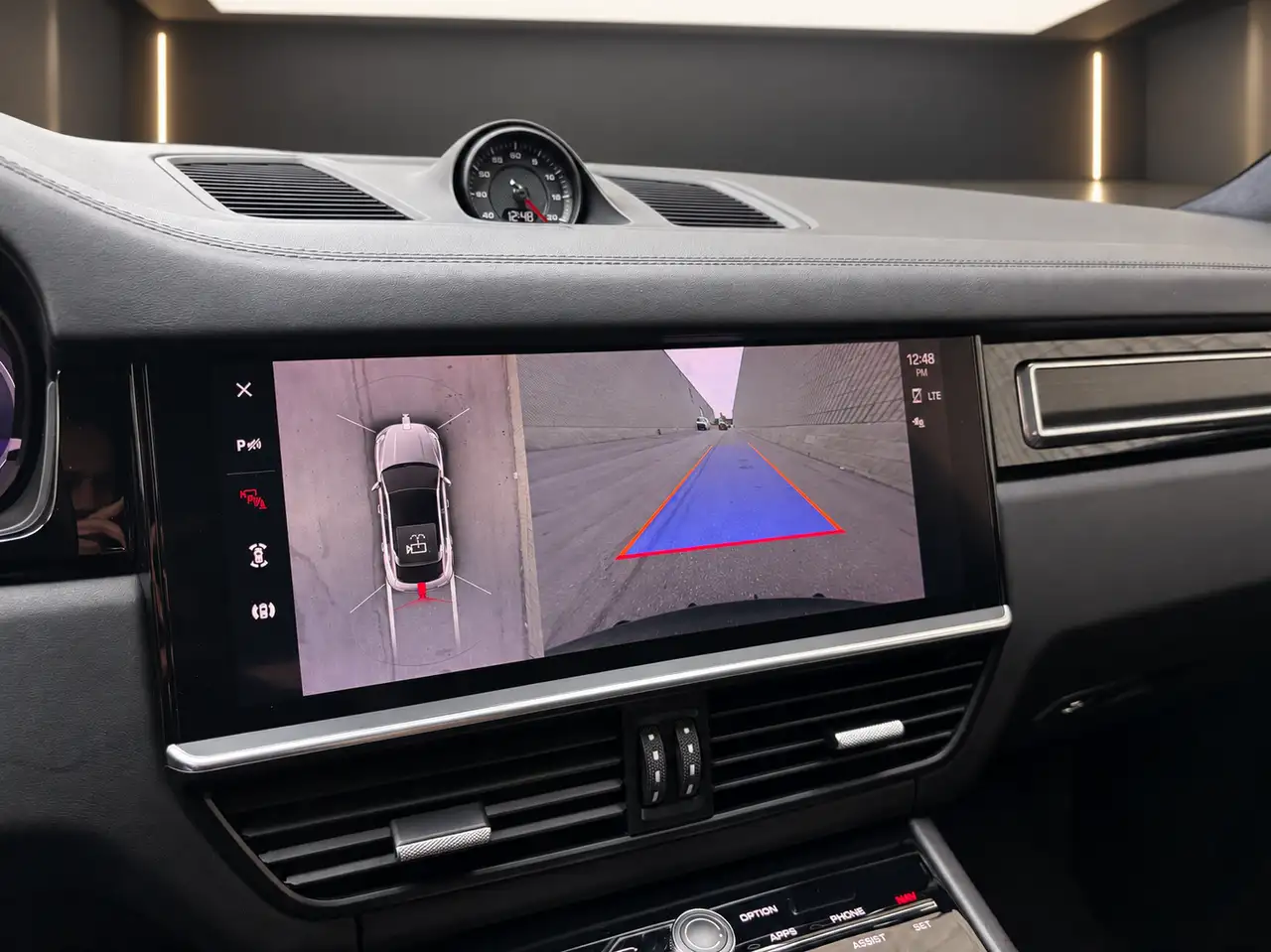 Porsche Cayenne - Image 10