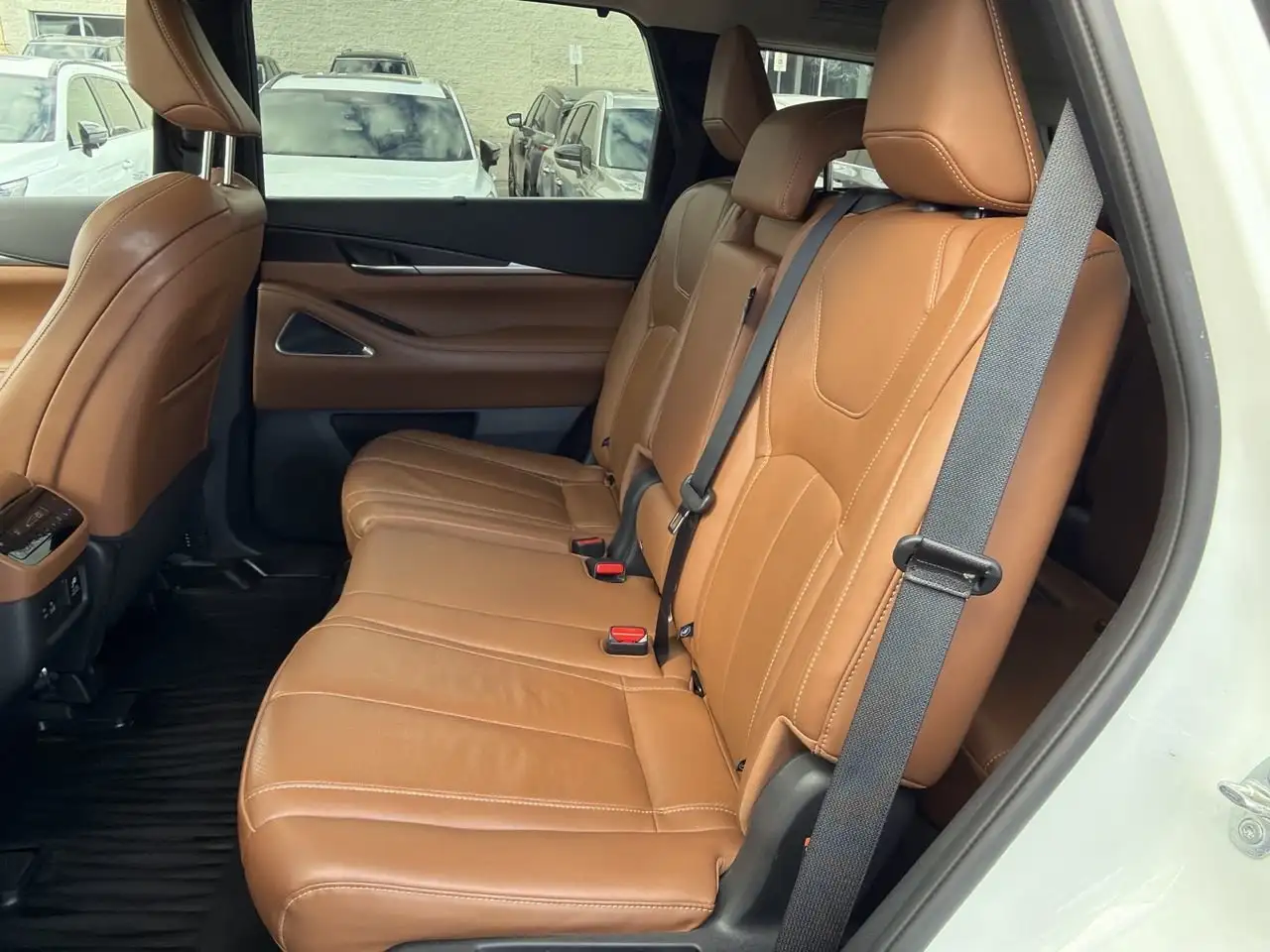 Infiniti QX60 - Image 31