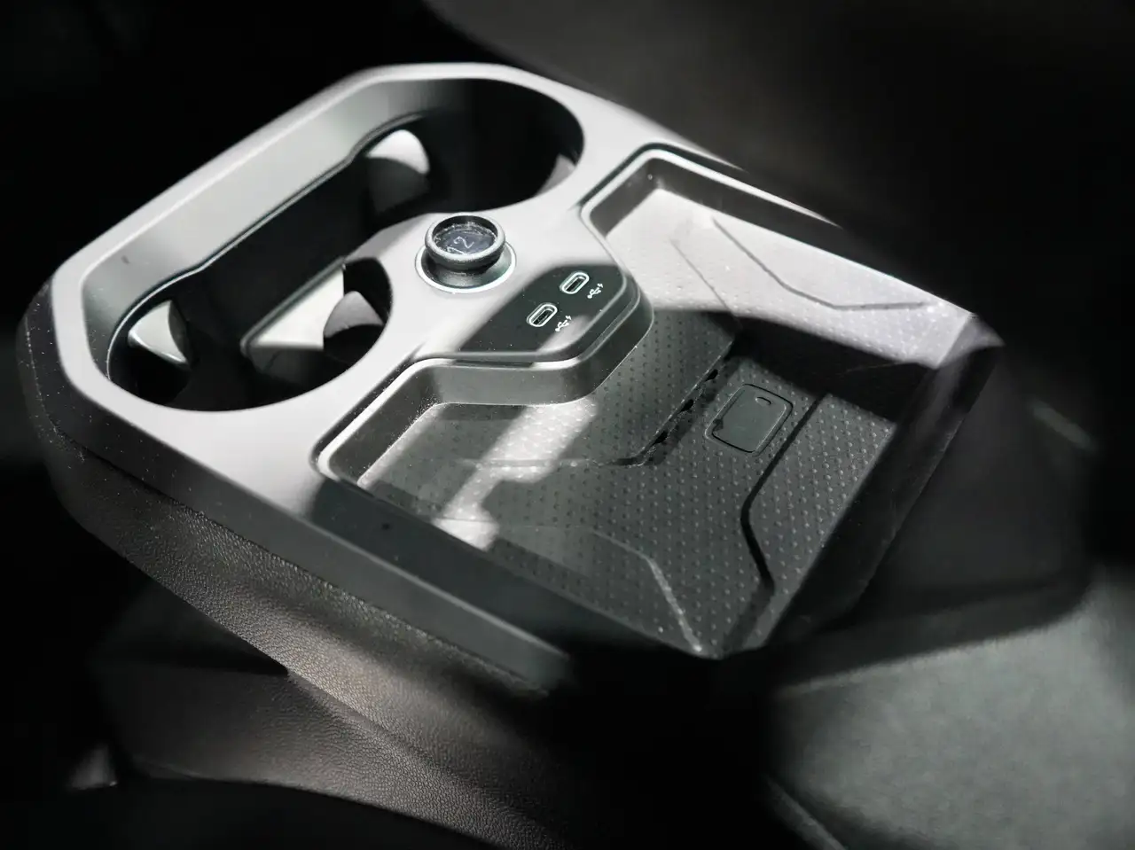 BMW iX - Image 18