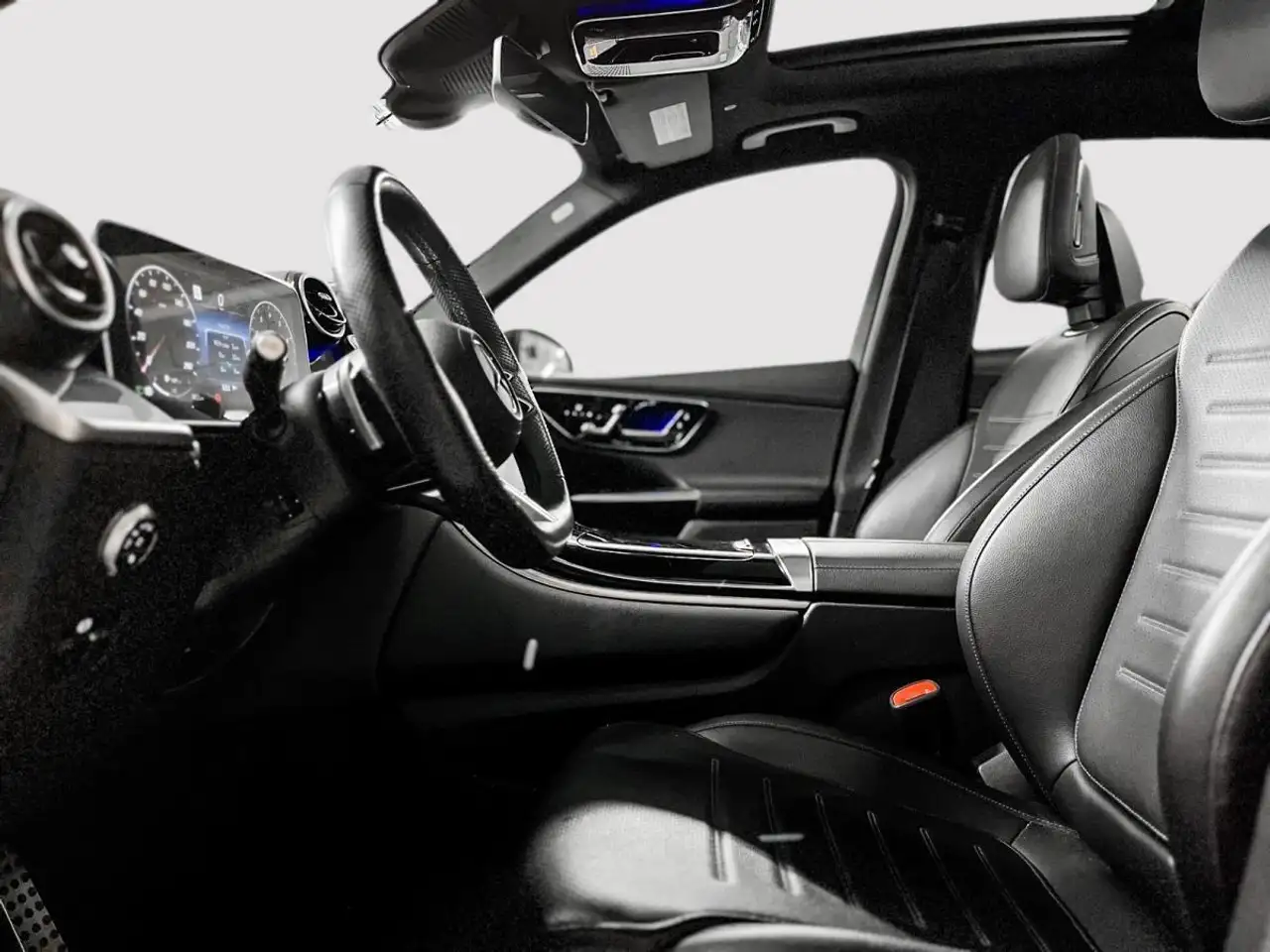 Mercedes-Benz GLC - Image 14