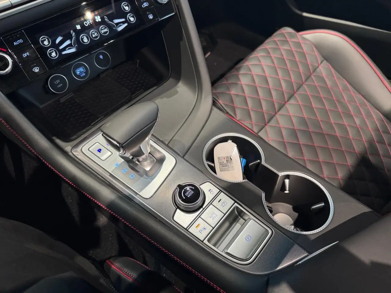 Genesis G70 - Image 25