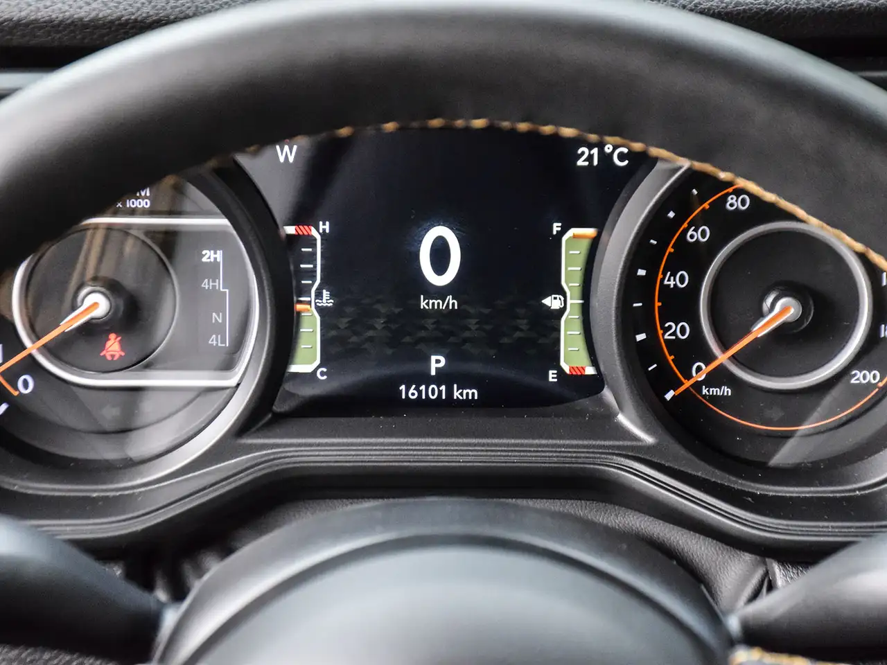 Jeep Wrangler - Image 19