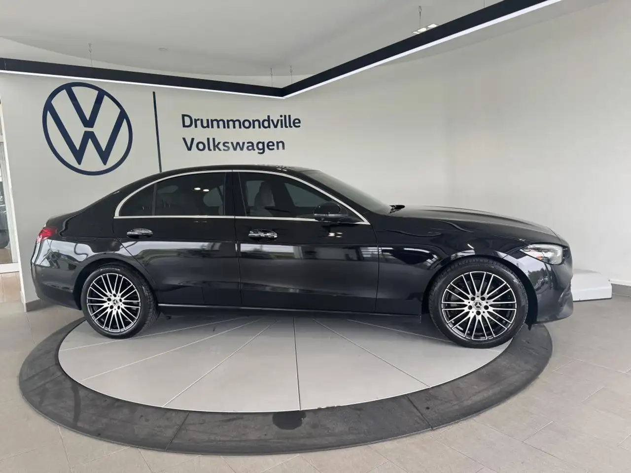 Mercedes-Benz C-Class - Image 7