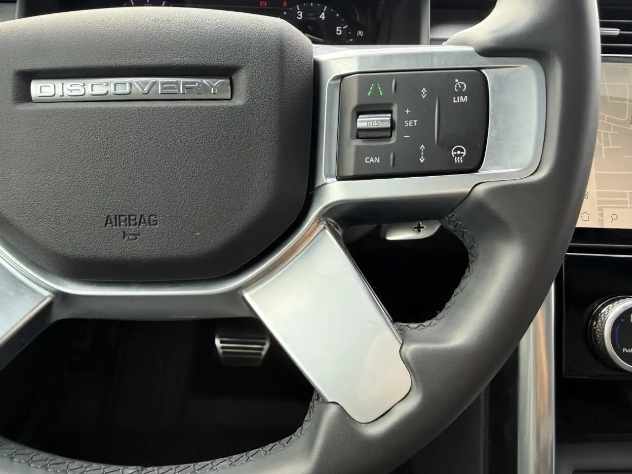 Land Rover Discovery - Image 39