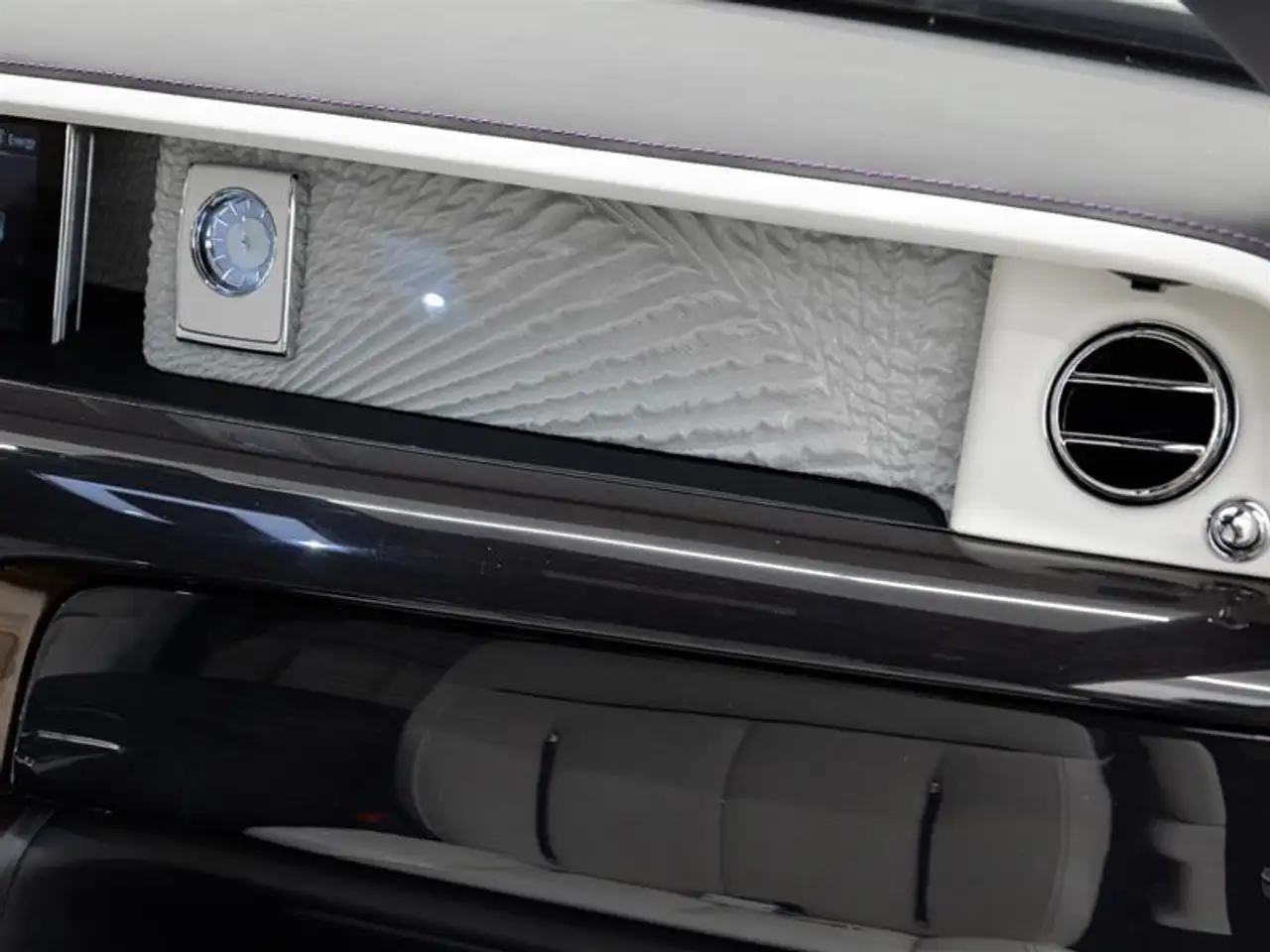 Rolls-Royce Phantom - Image 34