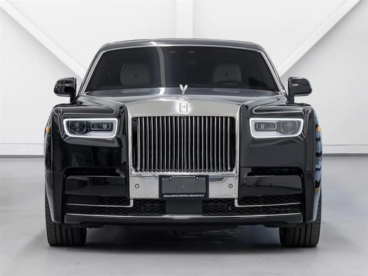 Rolls-Royce Phantom - Image 6