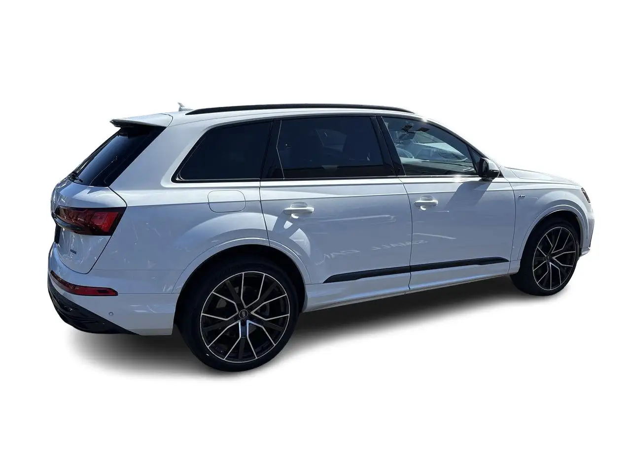 Audi Q7 - Image 15