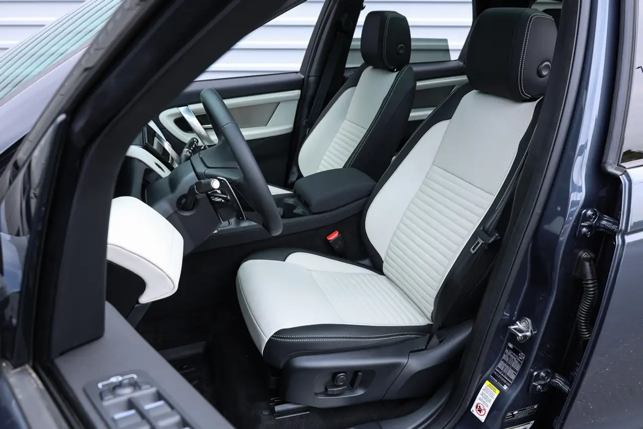 Land Rover Discovery Sport - Image 17