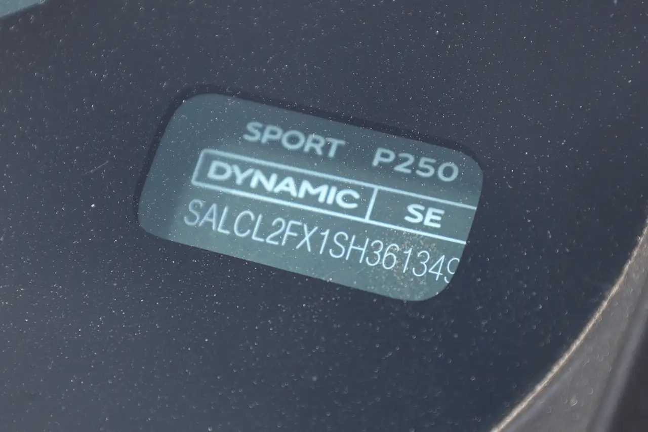 Land Rover Discovery Sport - Image 33