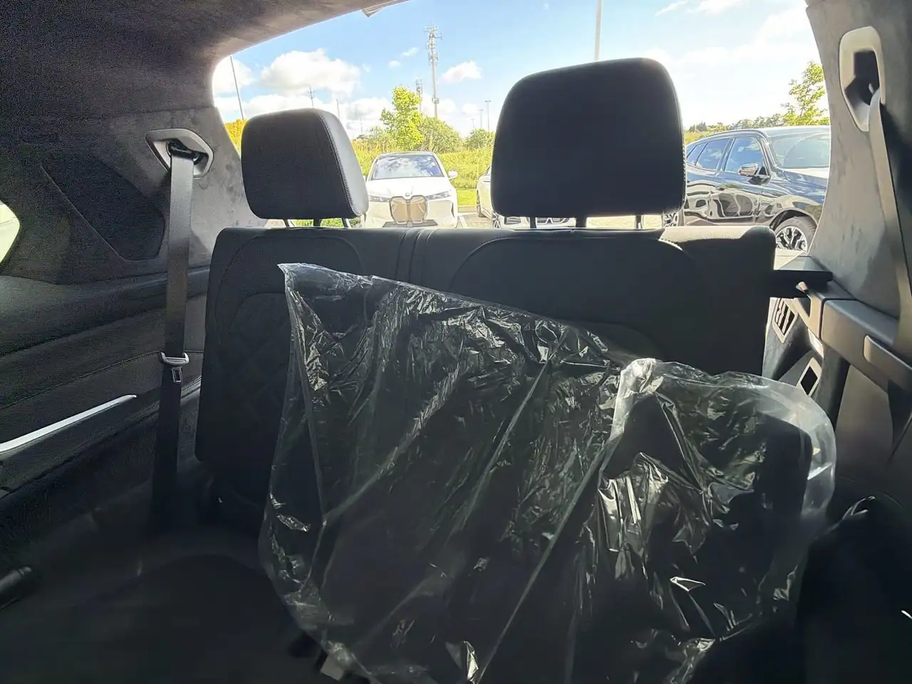 BMW X7 - Image 32