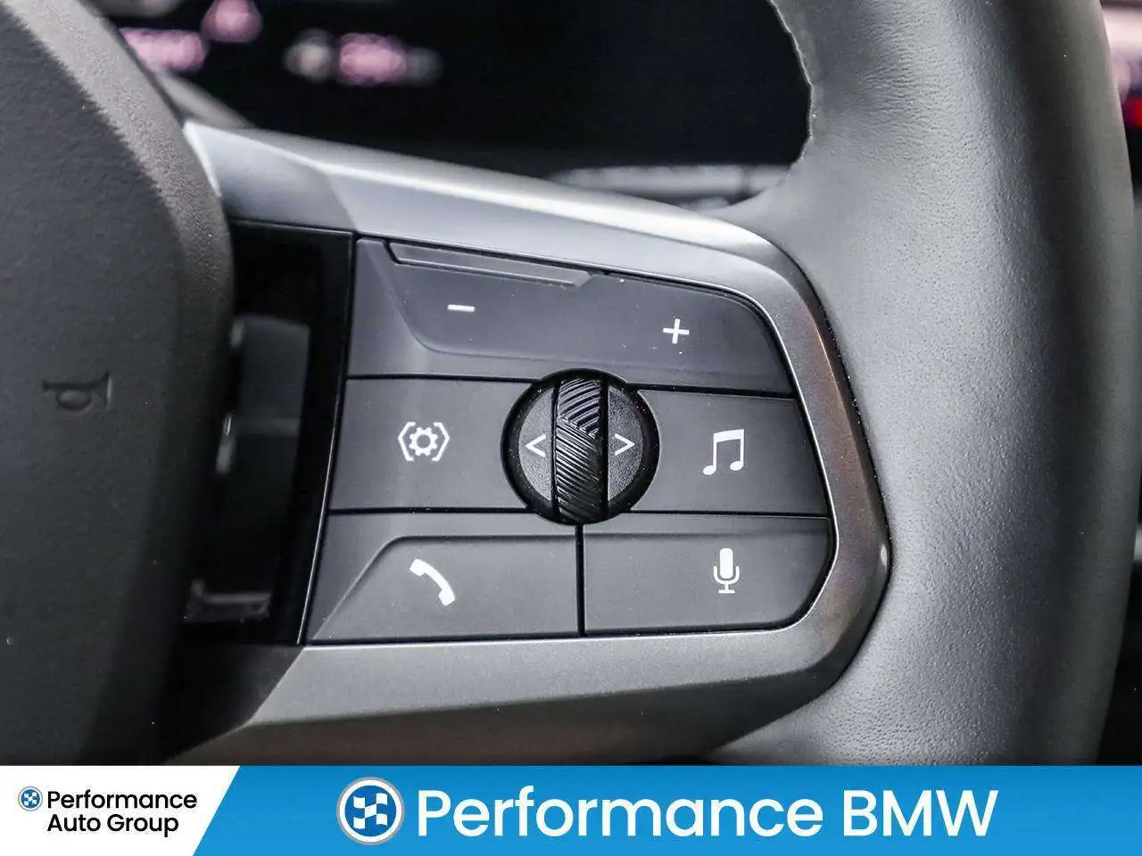 BMW iX - Image 18