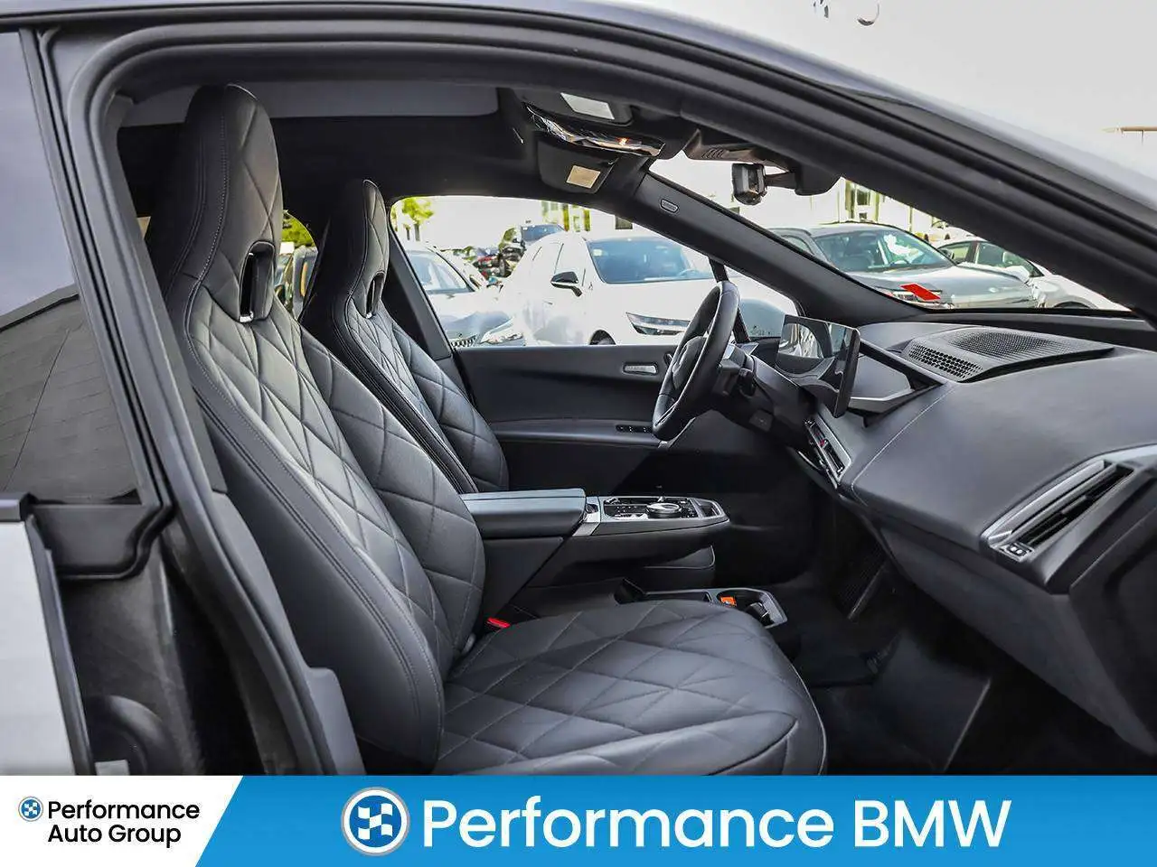 BMW iX - Image 12
