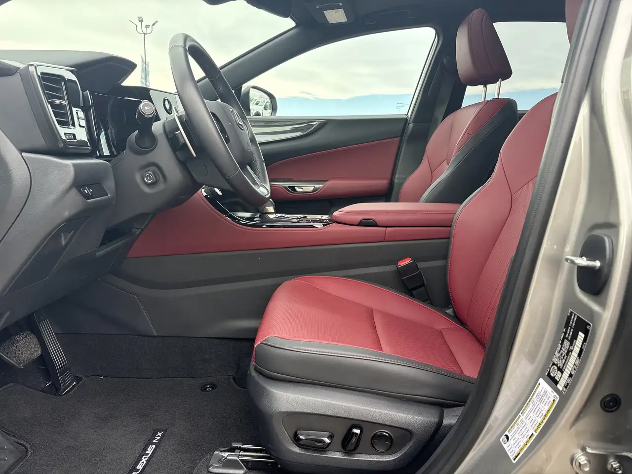 Lexus NX - Image 18