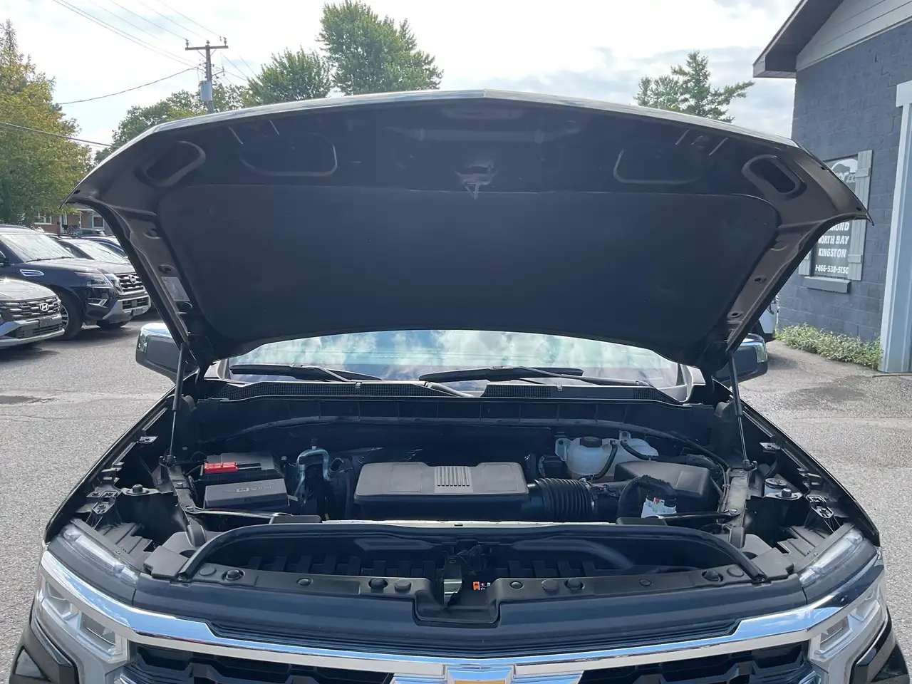 Chevrolet Silverado 1500 - Image 22
