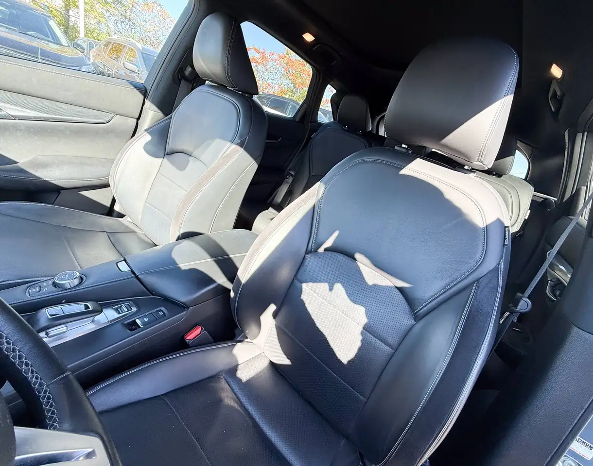 Infiniti QX50 - Image 25