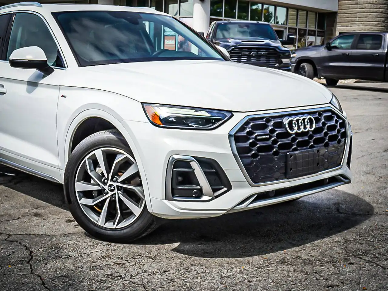 Audi Q5 - Image 3
