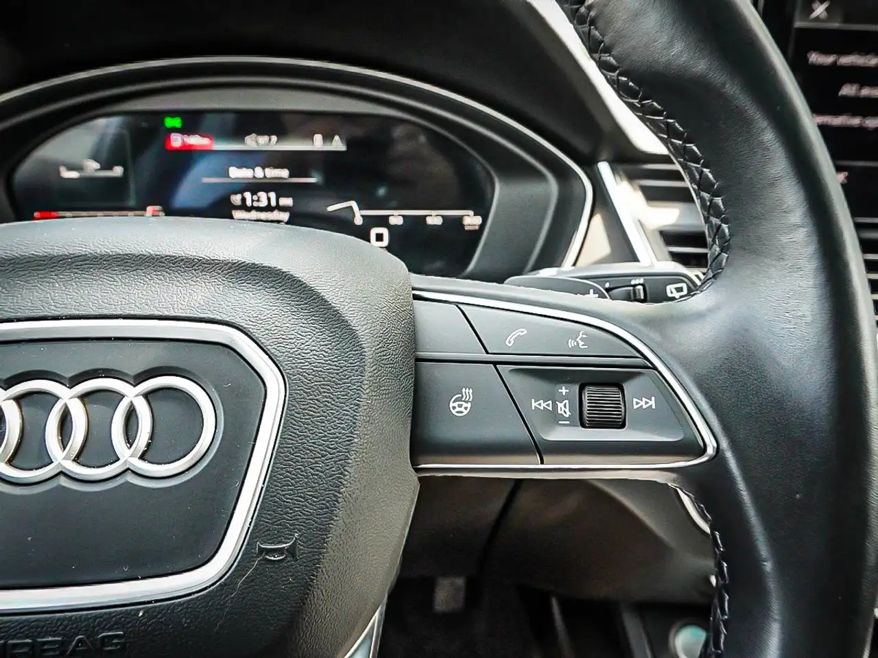 Audi Q5 - Image 22