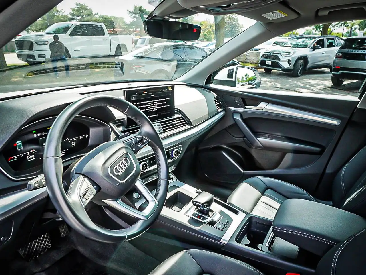 Audi Q5 - Image 14