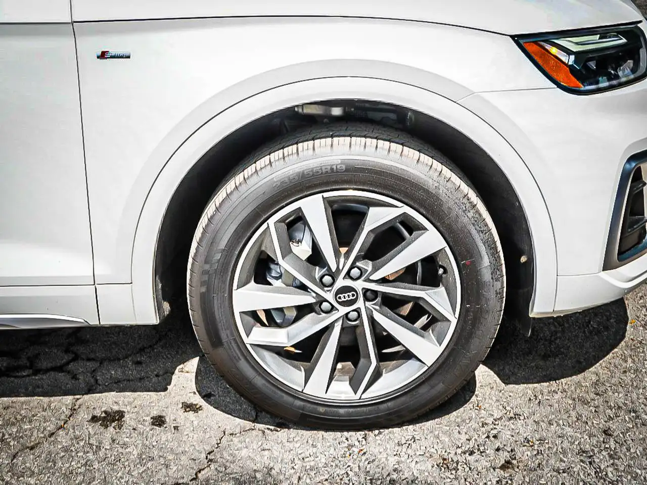 Audi Q5 - Image 11