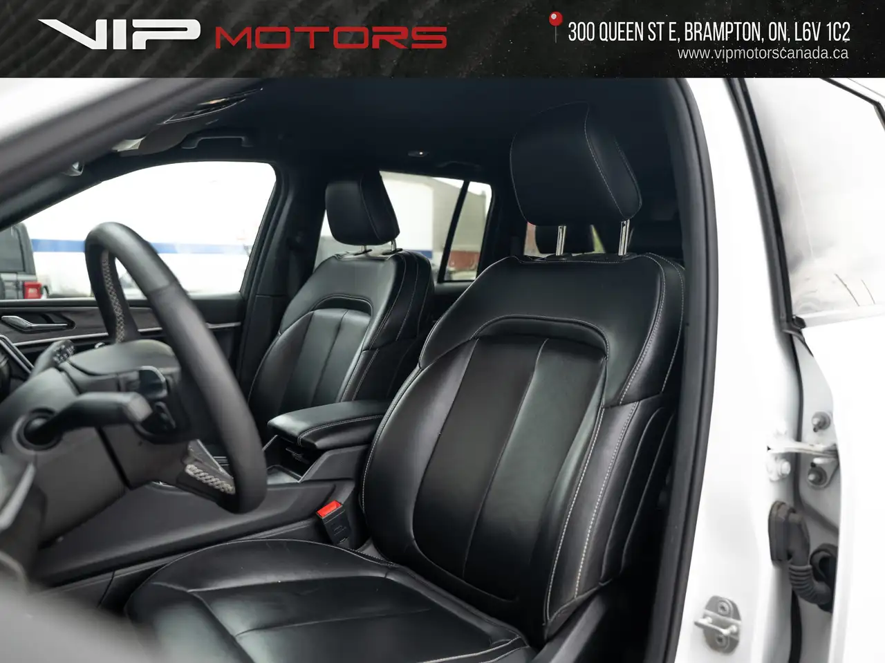 Jeep Grand Cherokee - Image 12