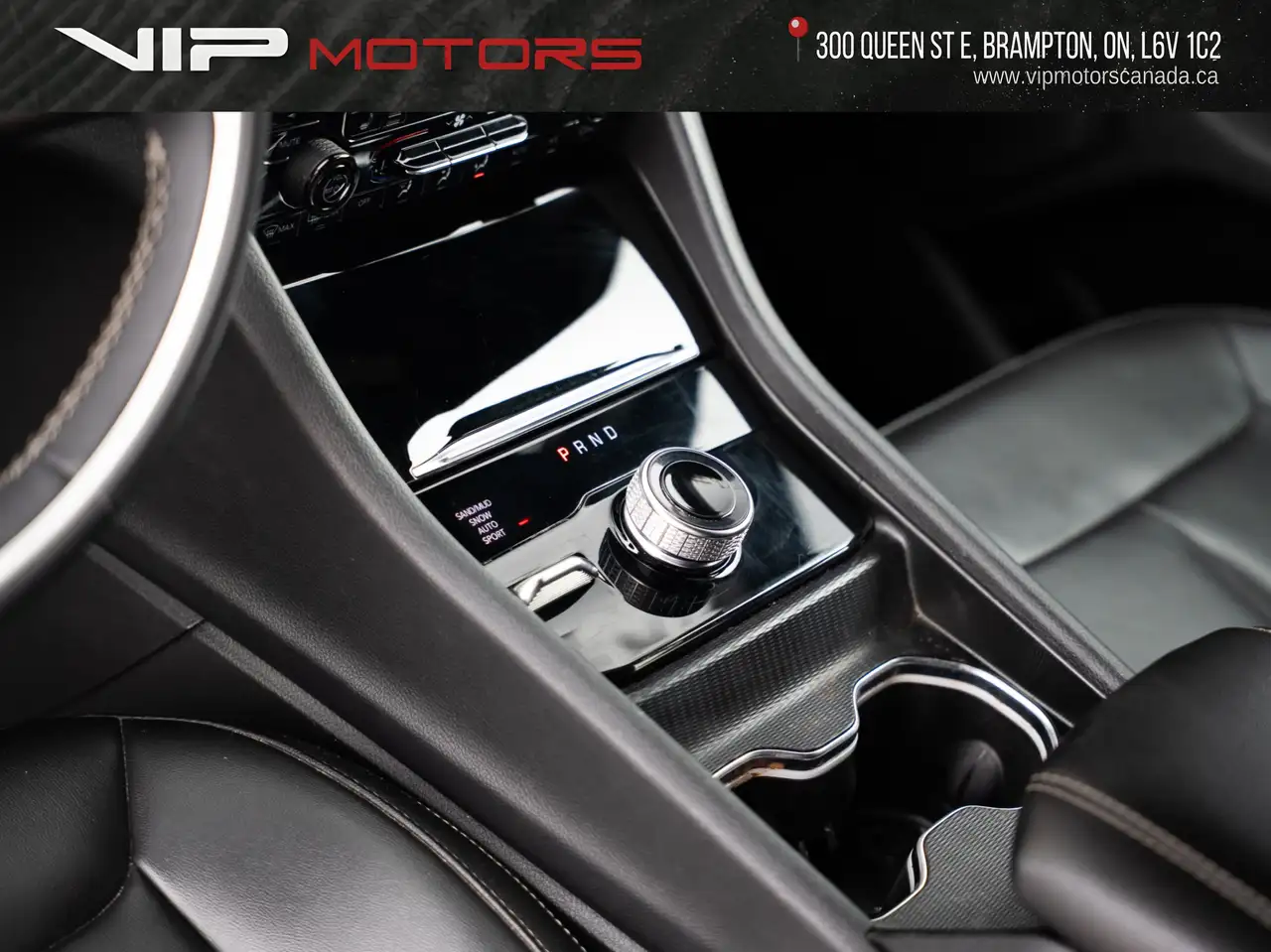 Jeep Grand Cherokee - Image 11