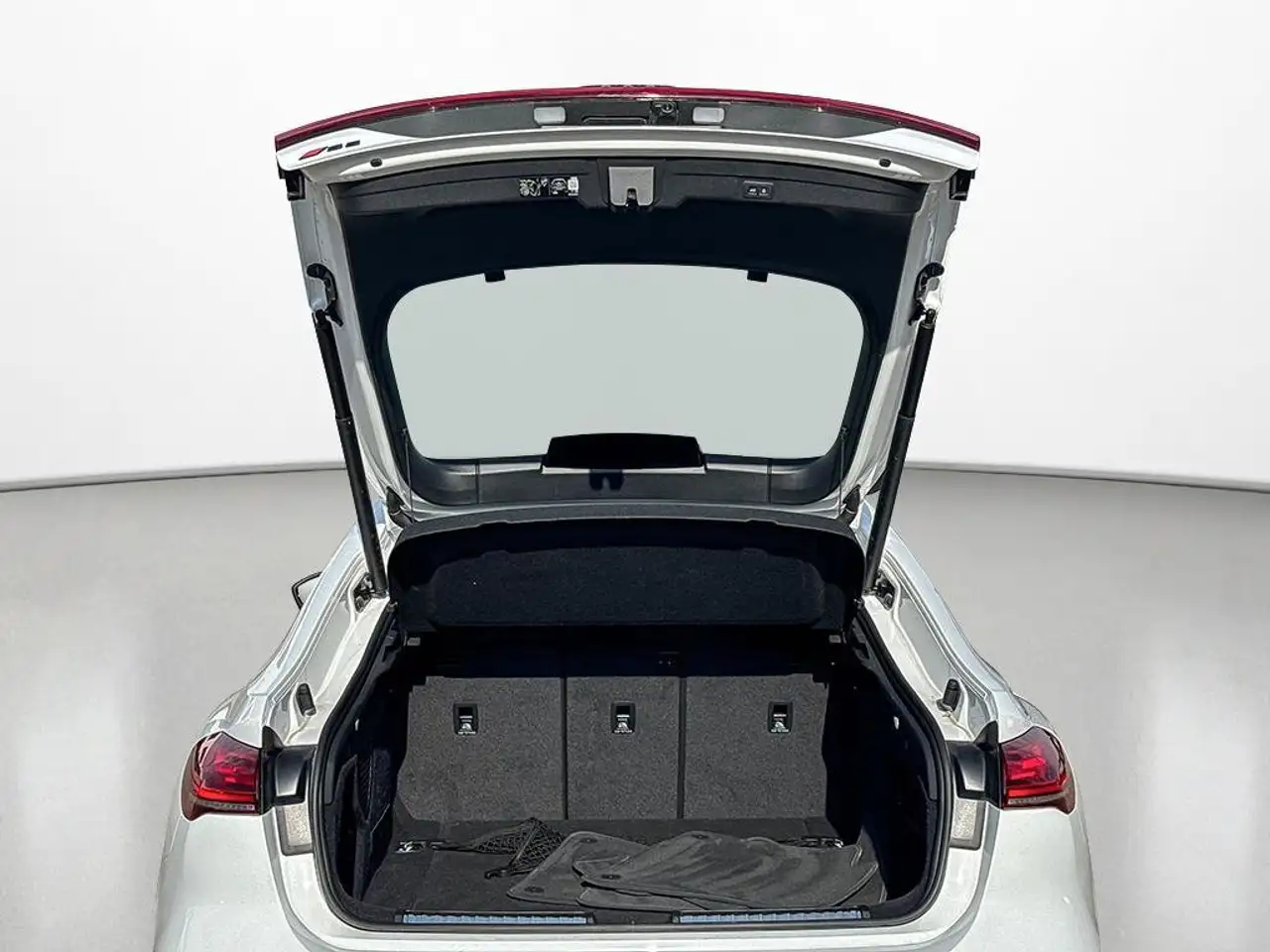Audi S5 - Image 16