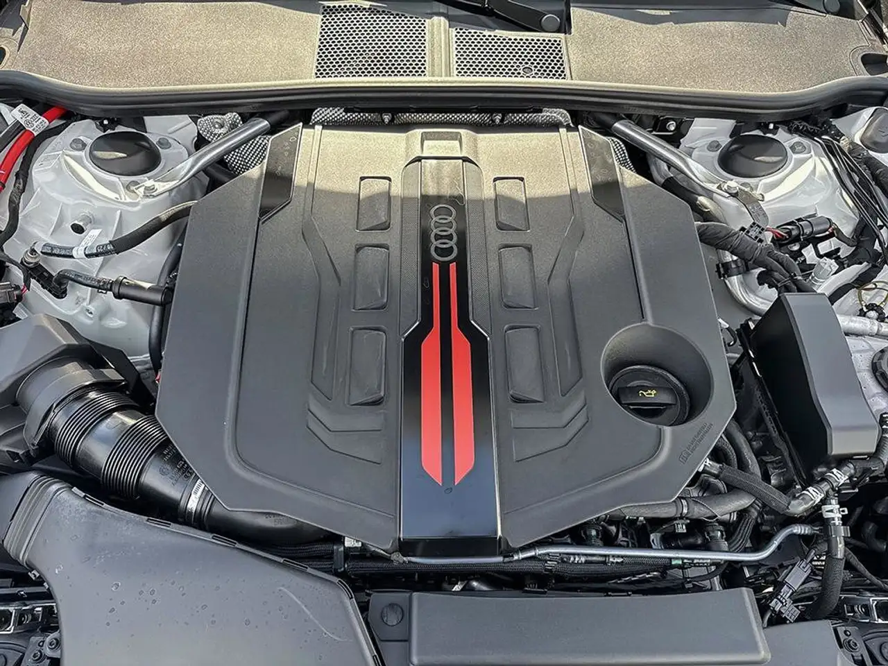 Audi S5 - Image 14