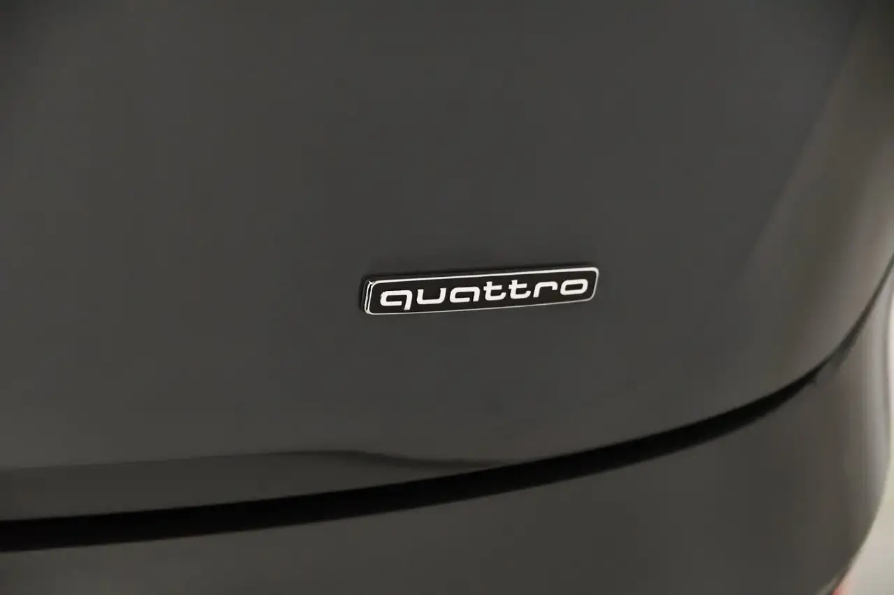 Audi Q5 - Image 10