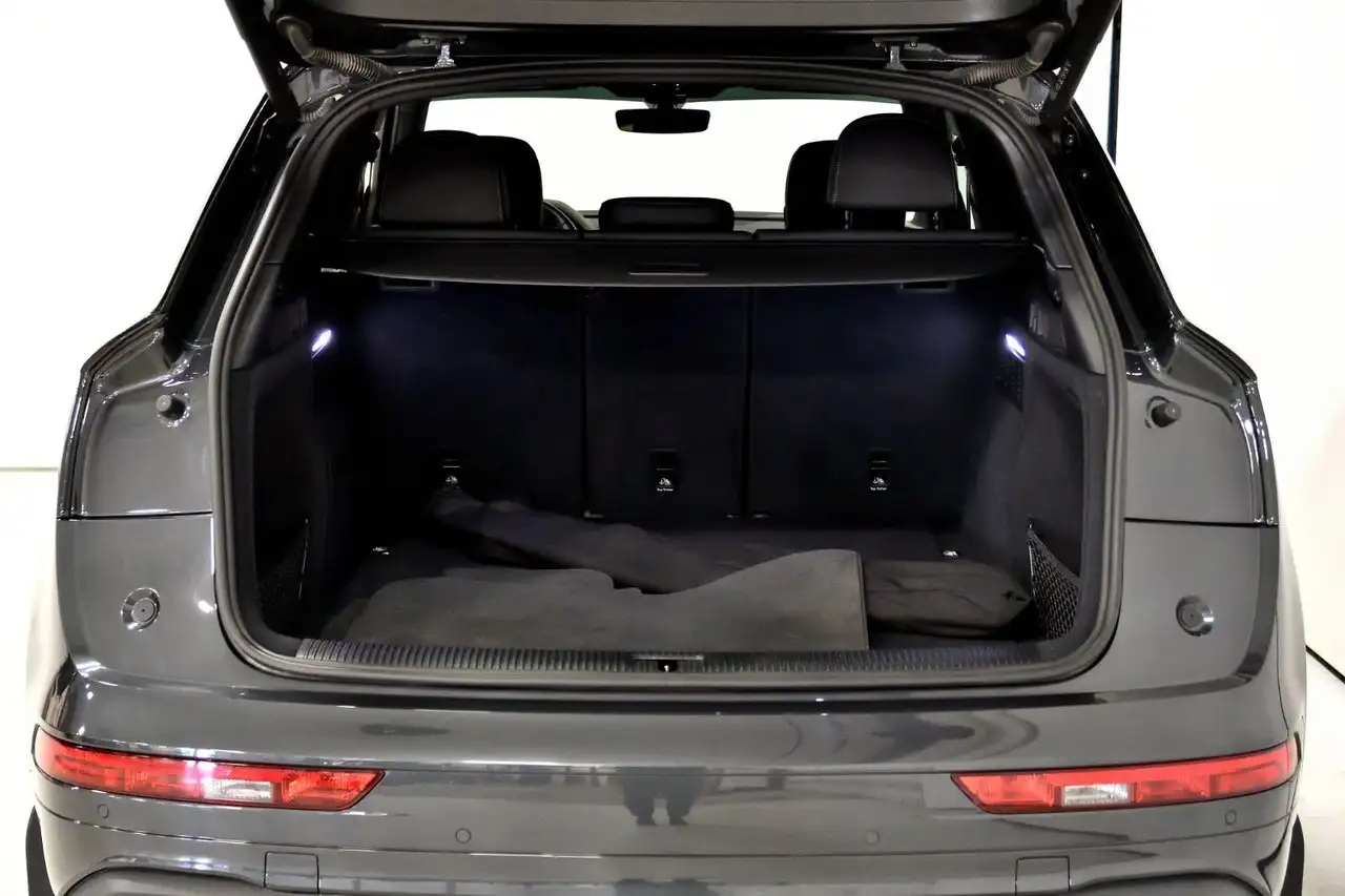 Audi Q5 - Image 11