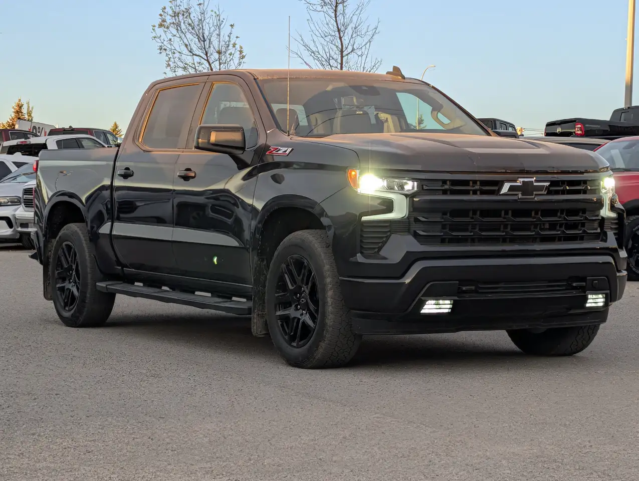 Chevrolet Silverado 1500 - Image 2