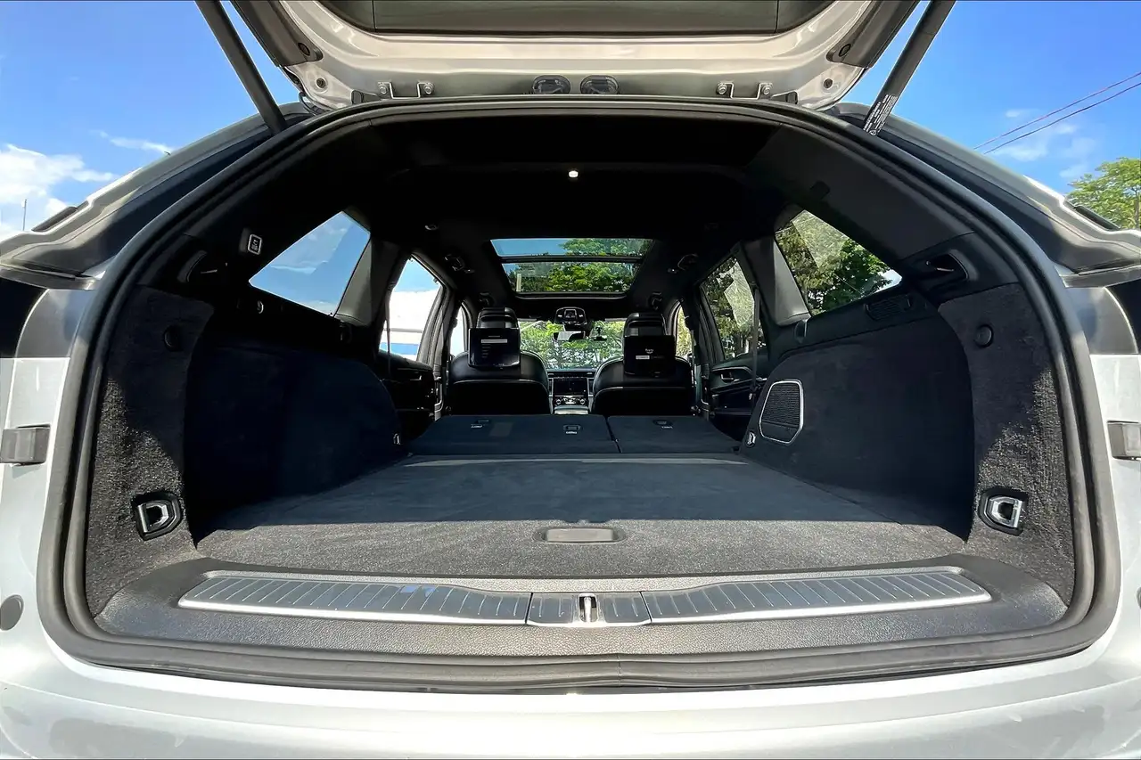 Jeep Grand Cherokee - Image 28